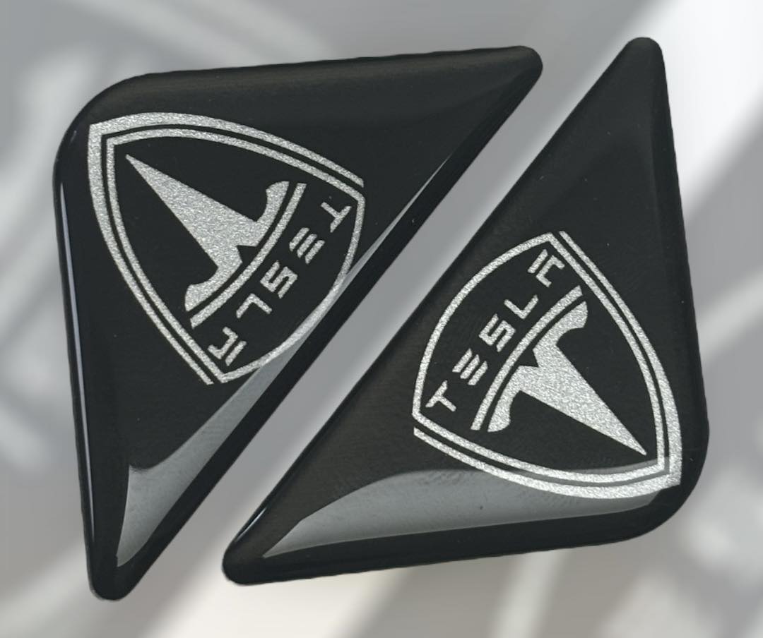 Number Plate Corner Badge - Show Use Only - Not Road Legal